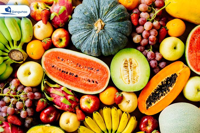 Bổ sung cho cơ thể thật nhiều nước, bổ sung nhiều vitamin bằng cách ăn nhiều trái cây và rau củ..