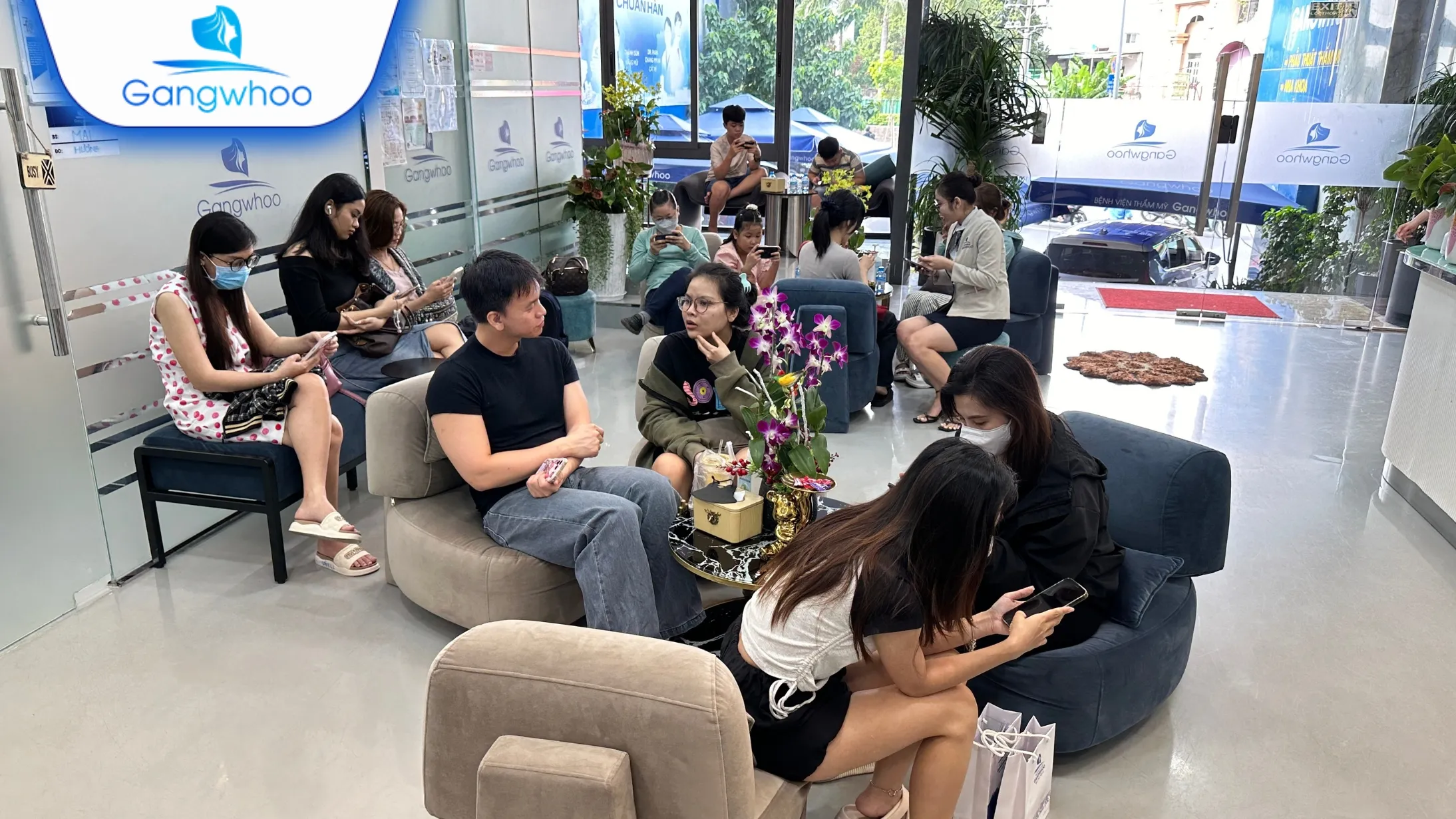 Gợi Ý Cách Chăm Sóc Sau Khi Căng Da Mặt Bằng Chỉ