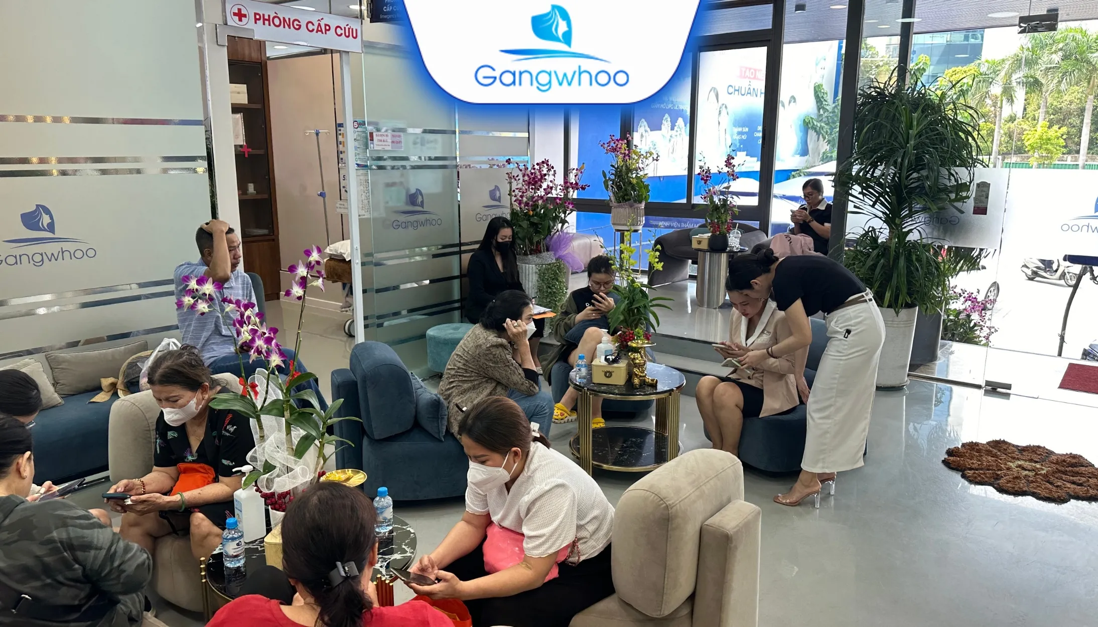 Độn Cằm Có Đau Không? 3 Cách Giảm Đau Sau Độn Cằm?
